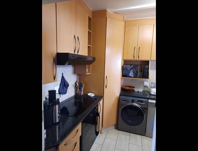 3 bed property to rent in FLORIDA PARK